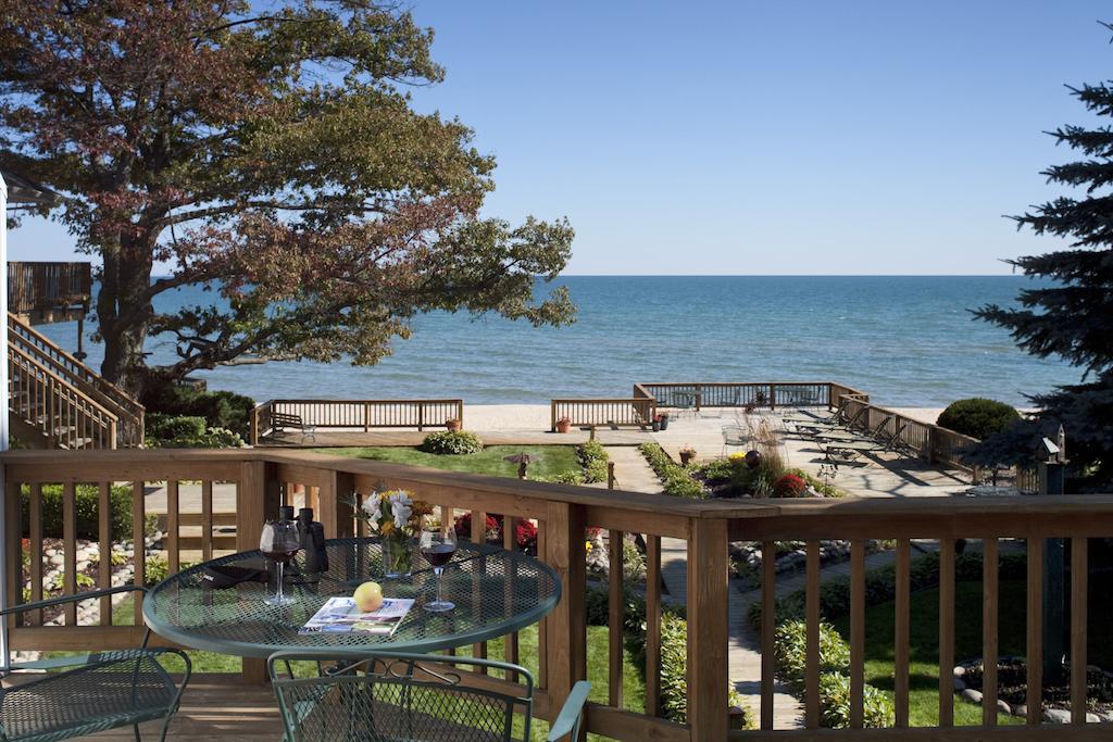 Huron House Oscoda Exterior photo