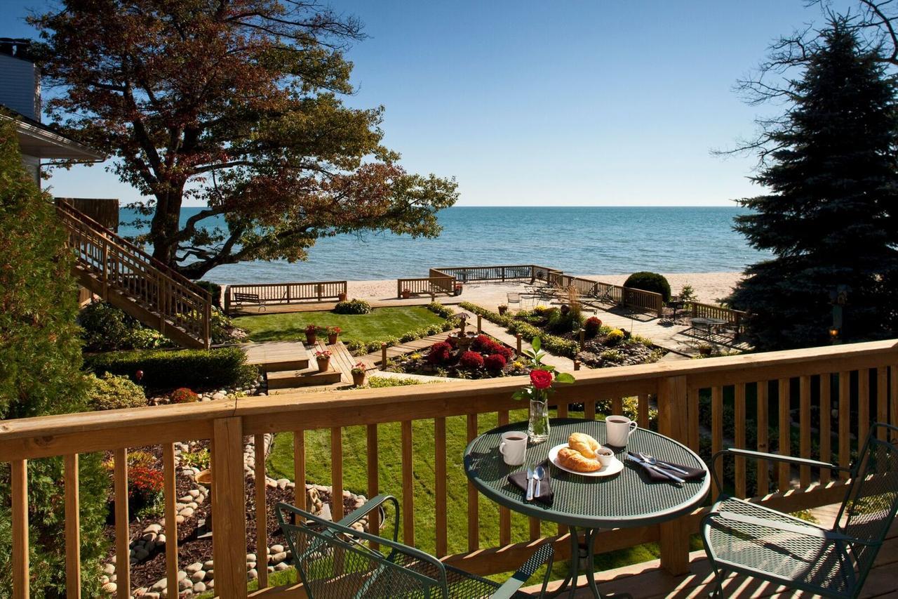 Huron House Oscoda Exterior photo