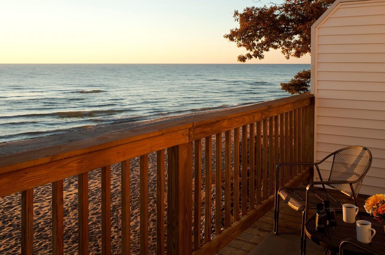 Huron House Oscoda Exterior photo